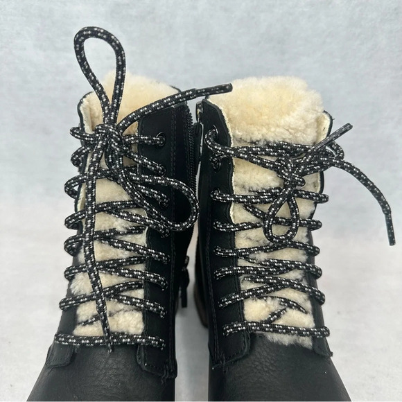 NWOT SOREL WOMEN'S EMELIE SHORT LACE COZY BOOT. Sz: 5.5 - Picture 5 of 14